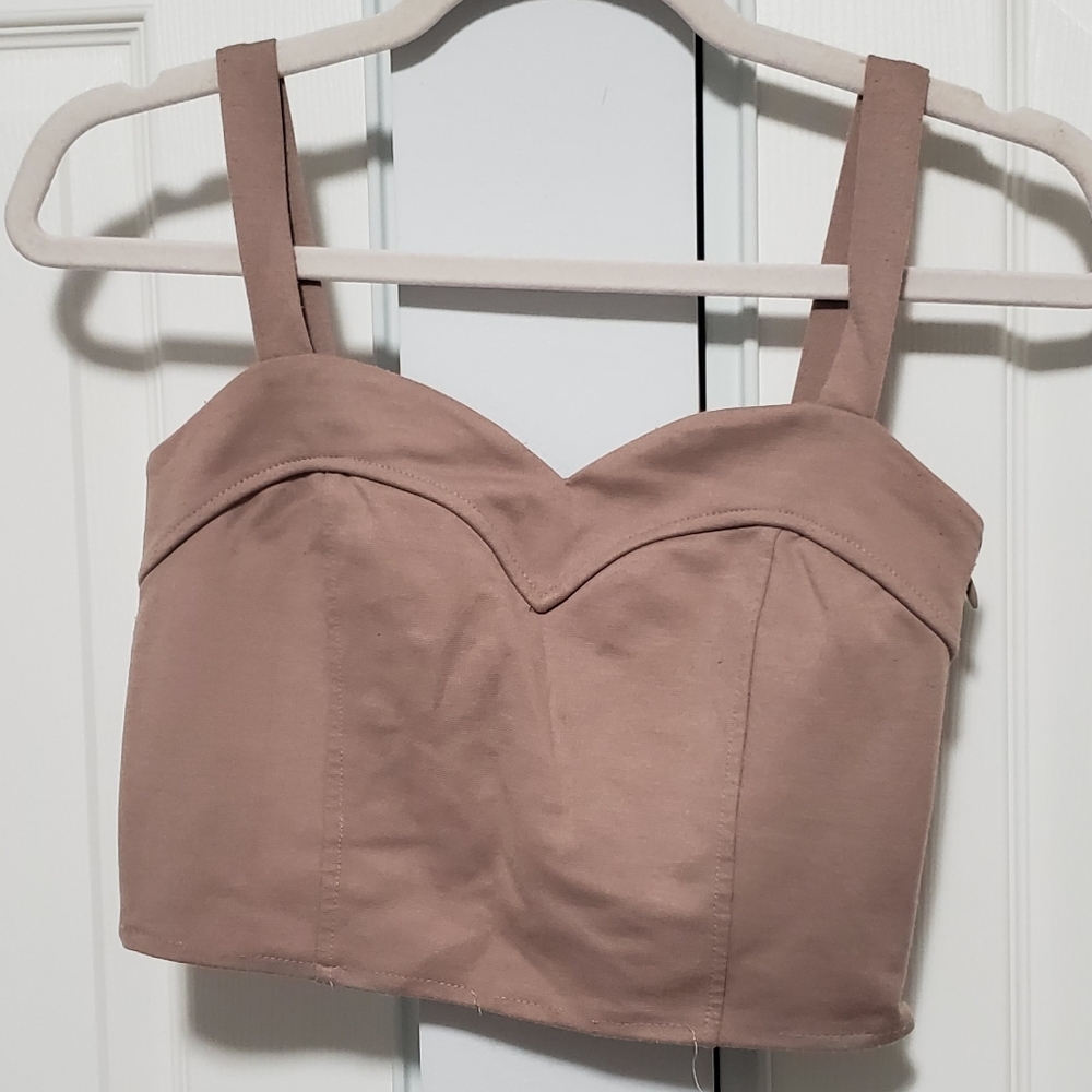 Nude/Grey strap crop top